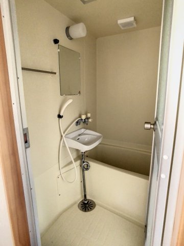 バス・シャワールーム　2022年11月撮影※現況を優先いたします。