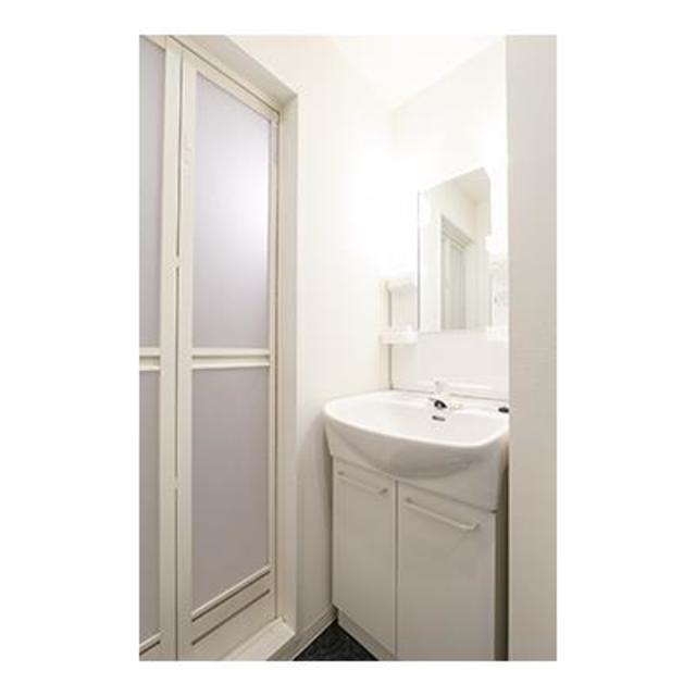 洗面設備　※写真は同タイプ住戸です。