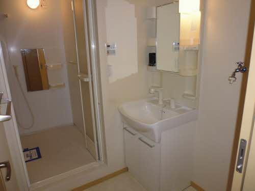 洗面設備　洗面室