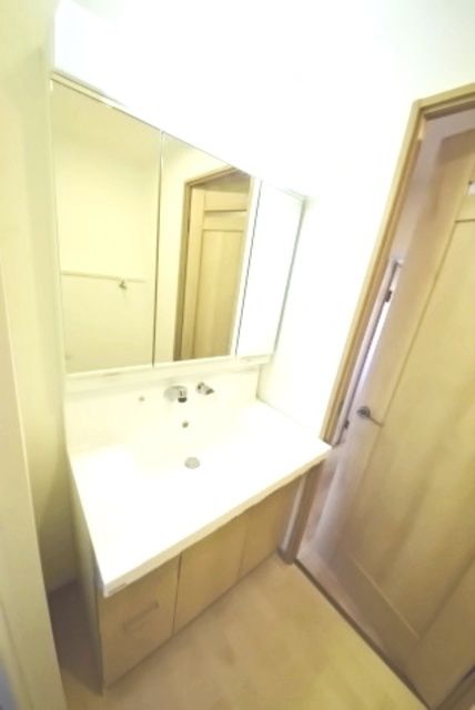 洗面設備　同タイプ