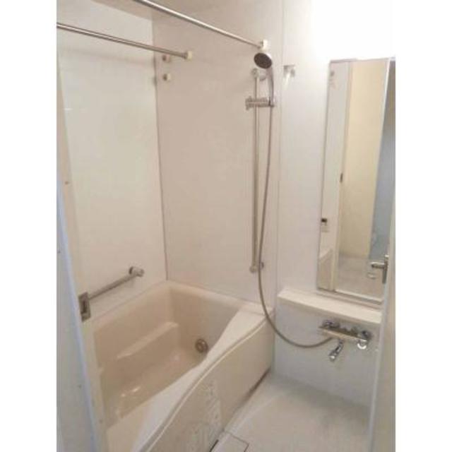 バス・シャワールーム　※写真は同タイプ住戸です。