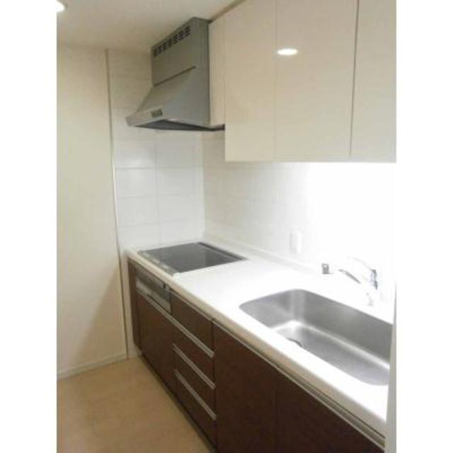 キッチン　※写真は同タイプ住戸です。