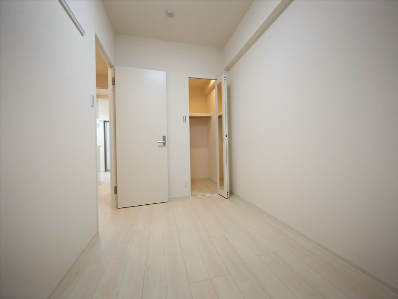 その他部屋・スペース　洋室5帖　ウォークインクローゼット（収納充実してます）