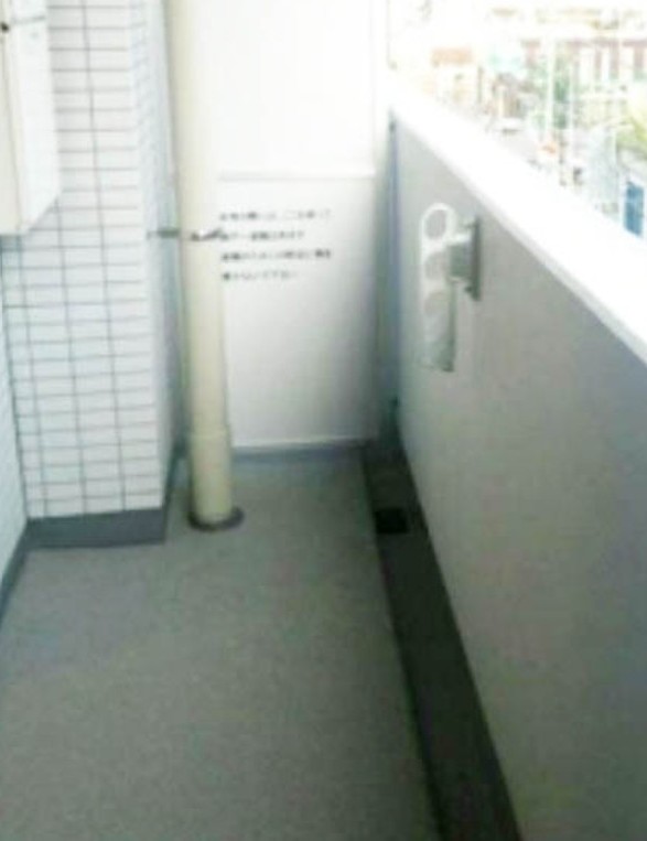 バルコニー　★洗濯物を干すスペース充分に取れます★