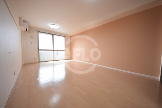 居室・リビング　オーク・イマザトステーション