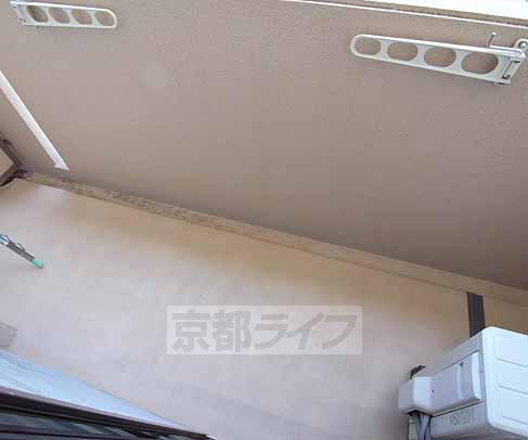 バルコニー　布団も十分干せます。