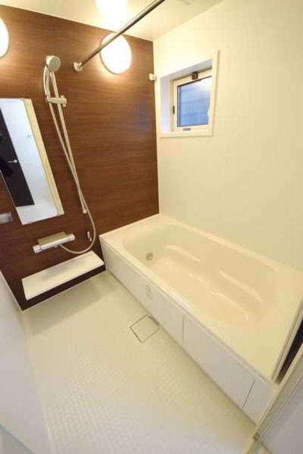 バス・シャワールーム　室内.室内設備