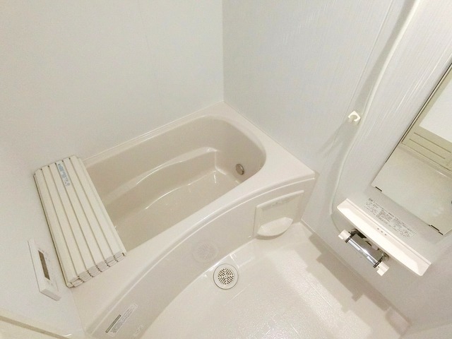 バス・シャワールーム　★追焚・浴室乾燥機付きバスルーム★