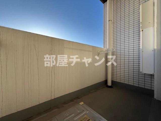 バルコニー　専用の収納スペースです
