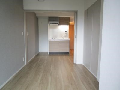 居室・リビング　弊社は全物件仲介手数料半月分★