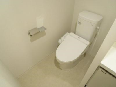 トイレ　弊社は全物件仲介手数料半月分★