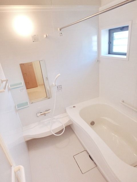 バス・シャワールーム　★自慢の広い1坪バス（1616サイズ）★