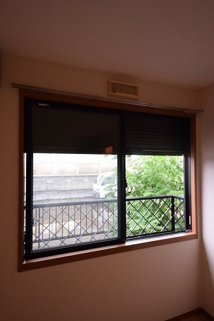 その他　★安心の防犯シャッター付きです★