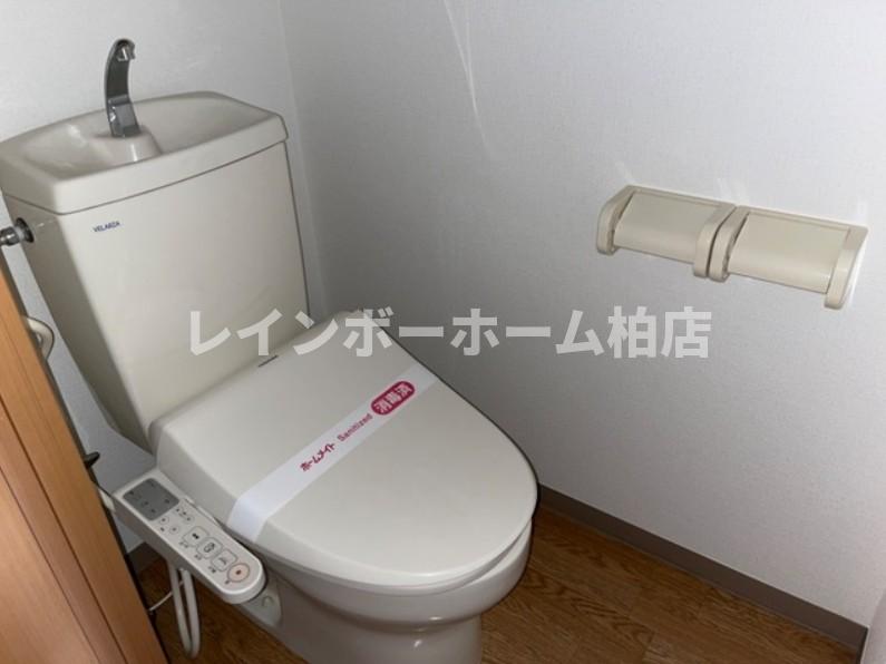 トイレ　コンパクトで使いやすいトイレです