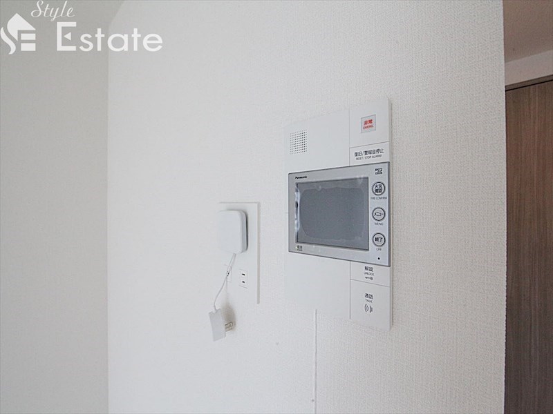 セキュリティ　モニター付きインターホン