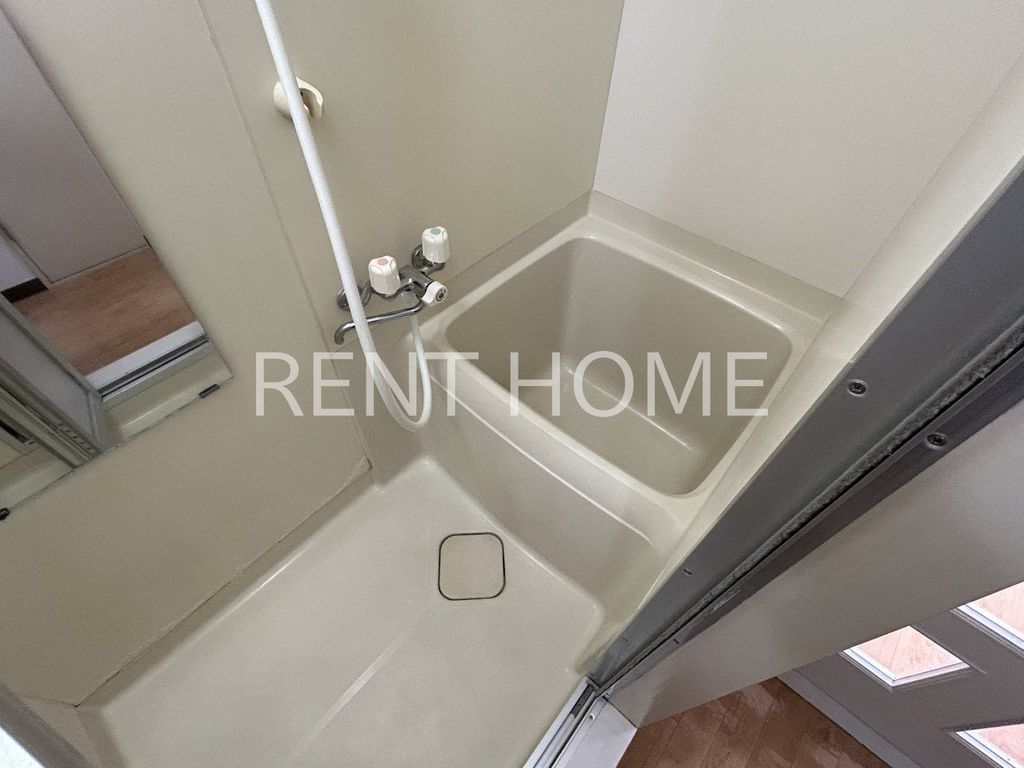 バス・シャワールーム　バス