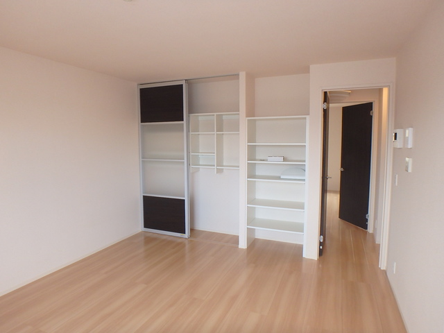 居室・リビング　綺麗なリビングで新生活をスタート