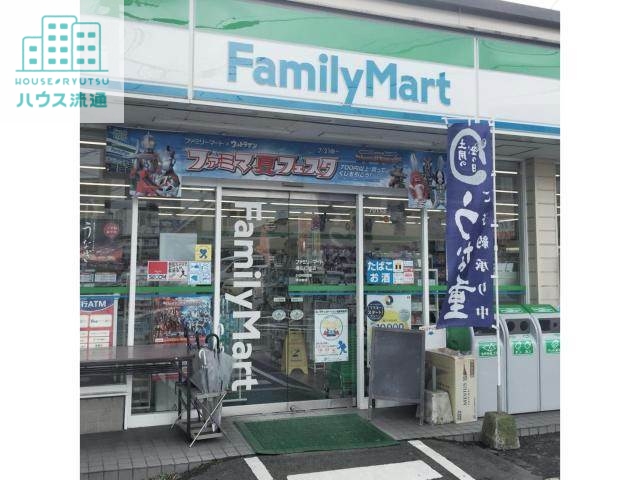 コンビニ　ファミリーマート滑石打坂店（コンビニ）まで822m