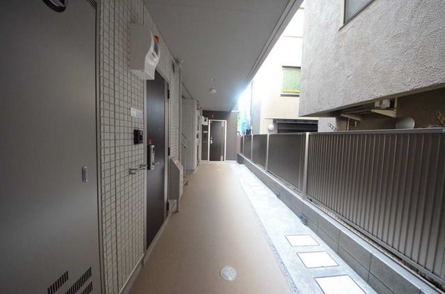 エントランス　☆エントランスをくぐると・・☆