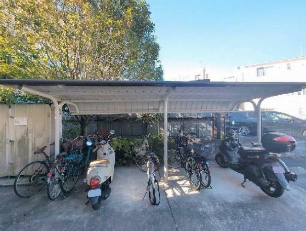 その他共有部分　駐車場です