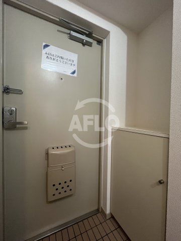 玄関　ノルデンハイム淡路　玄関