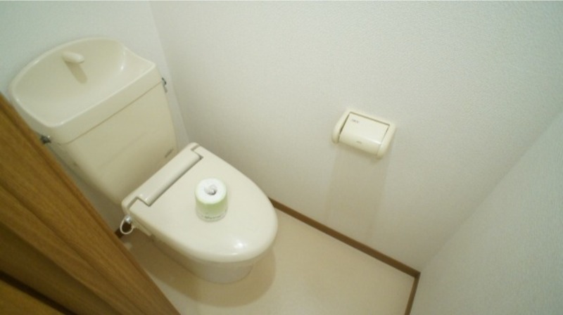 トイレ　図面と現状に相違がある場合には現状を優先