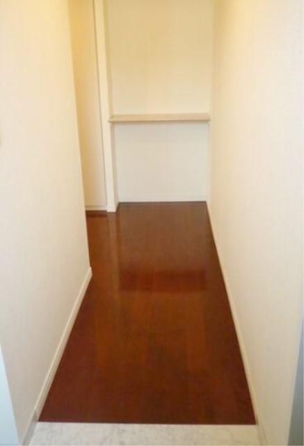 玄関　別部屋同仕様タイプ