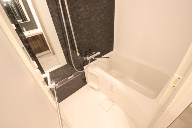 バス・シャワールーム　※別室の参考写真です。現況優先。