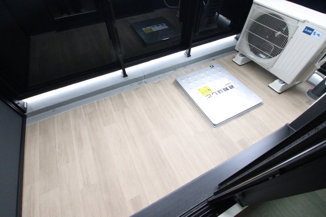 バルコニー　※別室の参考写真です。現況優先。