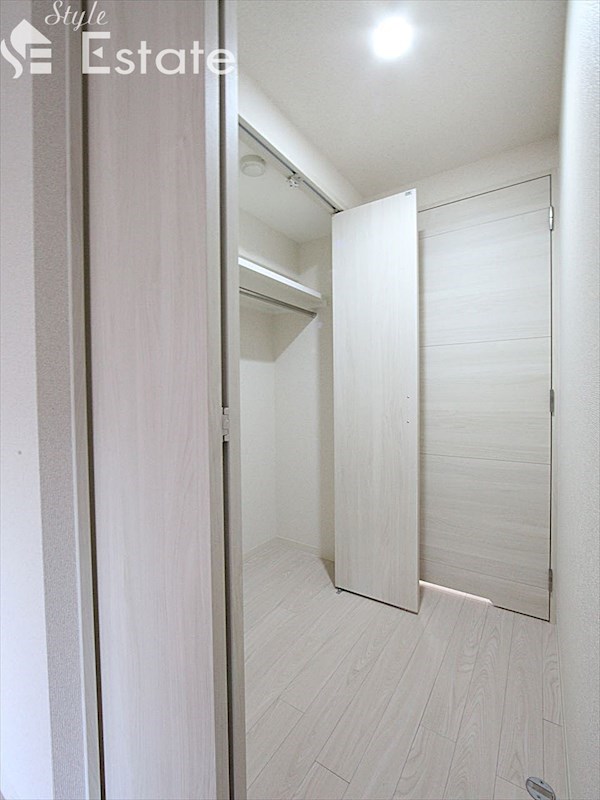 収納　クローゼット