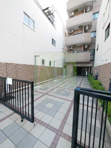 エントランス　トーカン湯島キャステール