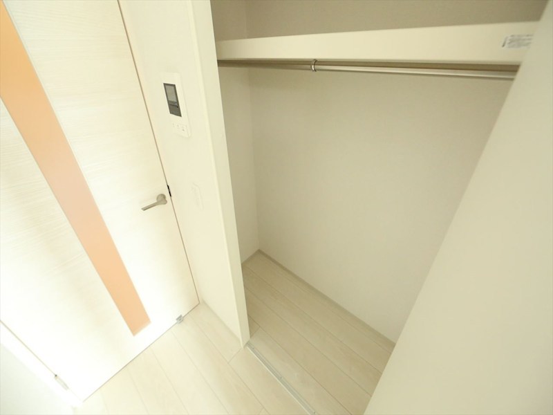 収納　クローゼット付