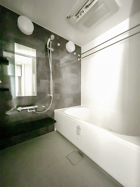 バス・シャワールーム　※写真は同タイプ住戸です。