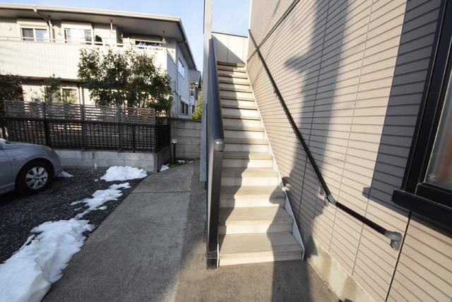 エントランス　★お問い合わせはタウンハウジングまで★