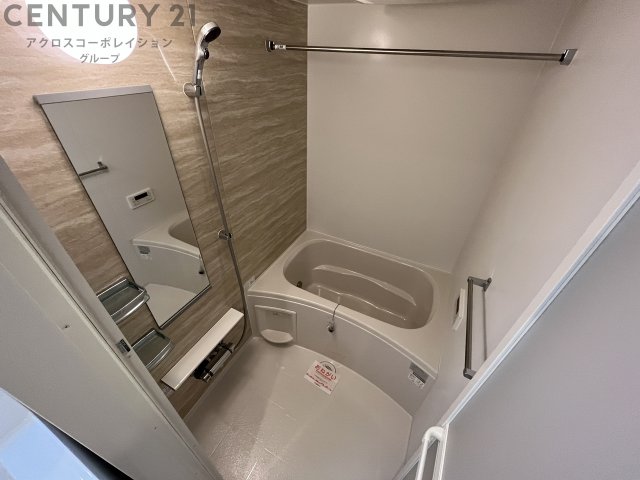 バス・シャワールーム　浴室乾燥・追い炊き機能付きのバスルーム♪