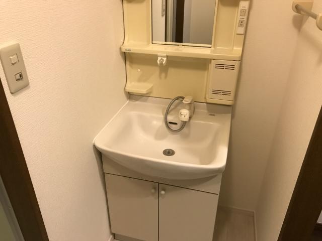 洗面設備　洗髪洗面化粧台