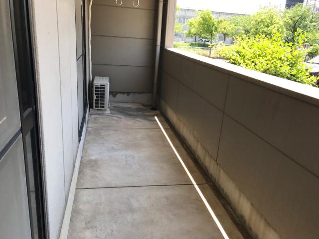 バルコニー　ベランダ