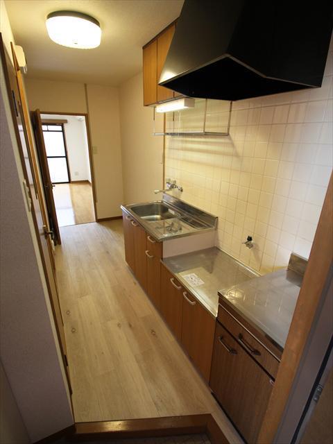 キッチン　松山市清水町　ガーデンコーポ清水　キッチン