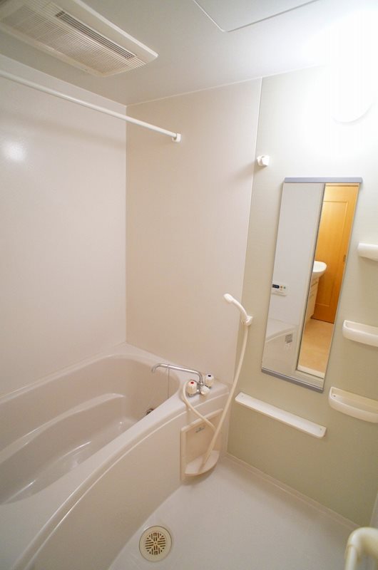 バス・シャワールーム　浴室