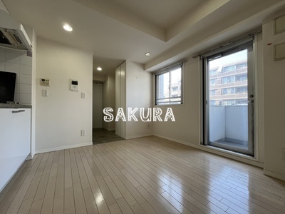 居室・リビング　使いやすい形の為、レイアウトを楽しめます♪