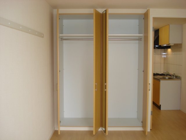 収納　クローゼット