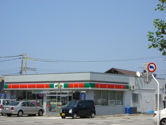 その他　サンクス富山大泉店（その他）まで482m