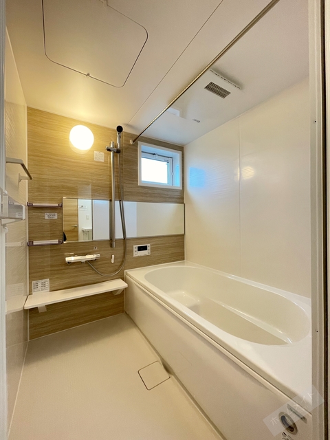 バス・シャワールーム　追い焚き付で寒い日も温まります♪