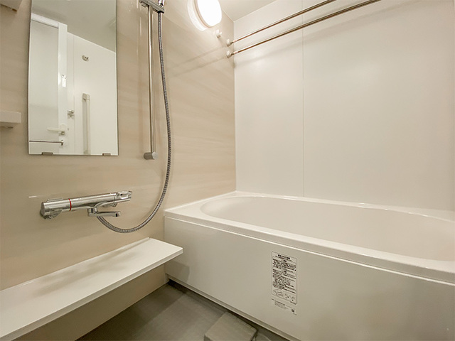 バス・シャワールーム　※写真は同タイプ住戸です。