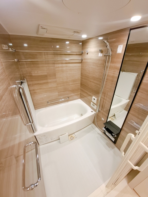 バス・シャワールーム