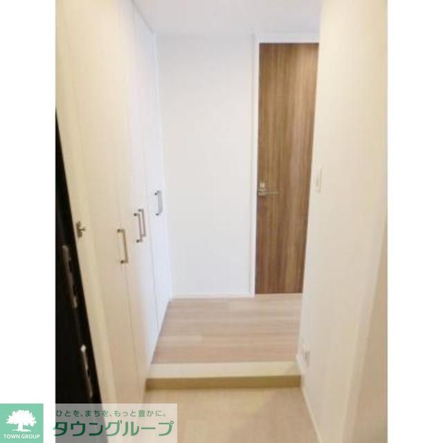 玄関　※写真は同タイプ住戸です。