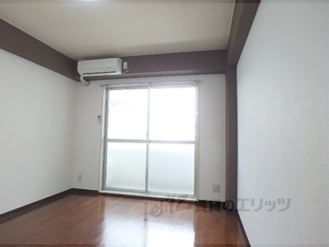 居室・リビング　居室