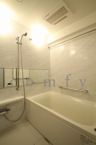 バス・シャワールーム　追い炊き機能浴室乾燥機付きバス