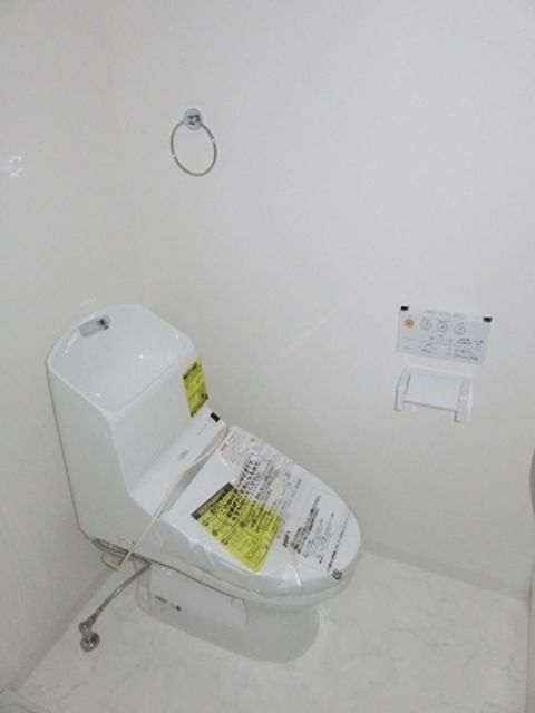 トイレ　★洗浄機能付き便座★