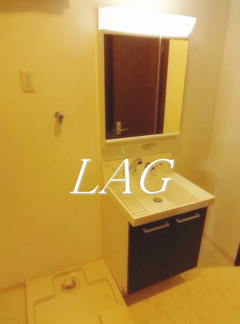 洗面設備　独立洗面台です。洗面台です。洗面台です。